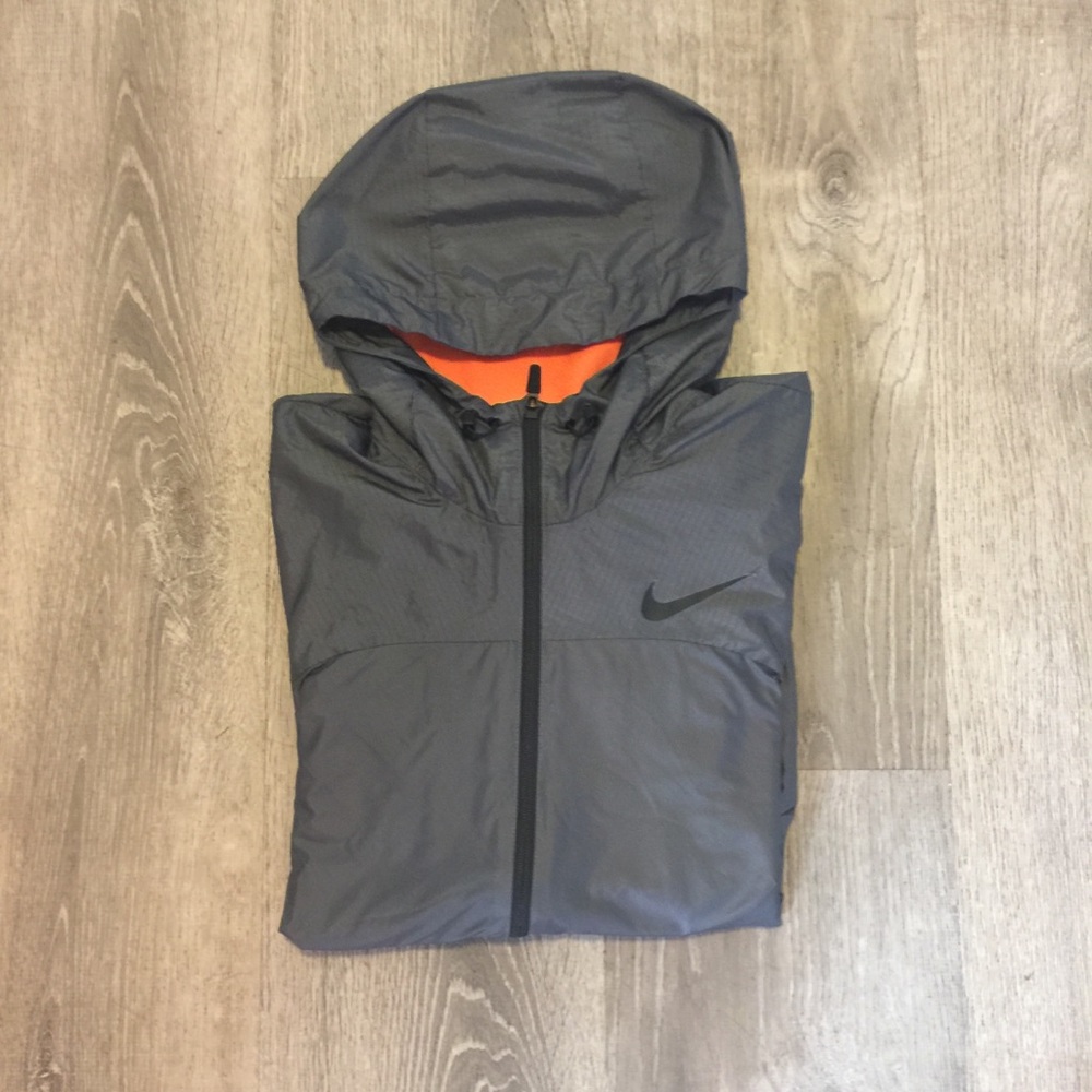 Men’s Nike Dri Fit zip up jacket size large